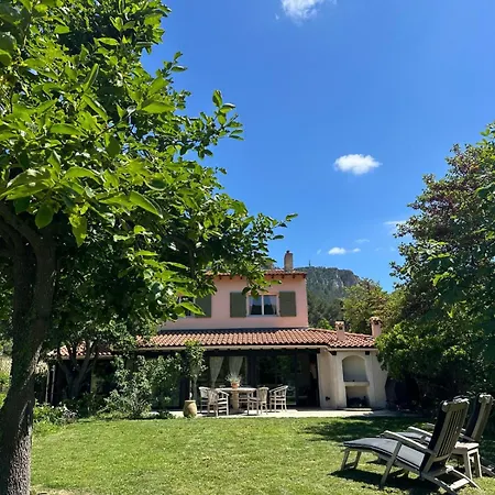 Maison De A